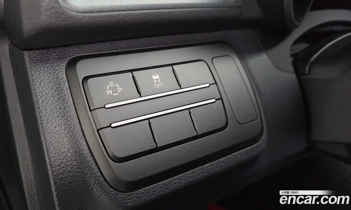 SsangYong TIBOLI 2018 1.6 автомат (гидро), фото 28 SsangYong TIBOLI 2018 1.6 автомат (гидро), фото 28
