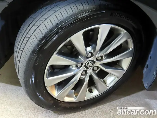 Toyota Camry 2015 2.5 автомат (гидро), миниатюра 10 Toyota Camry 2015 2.5 автомат (гидро), миниатюра 10