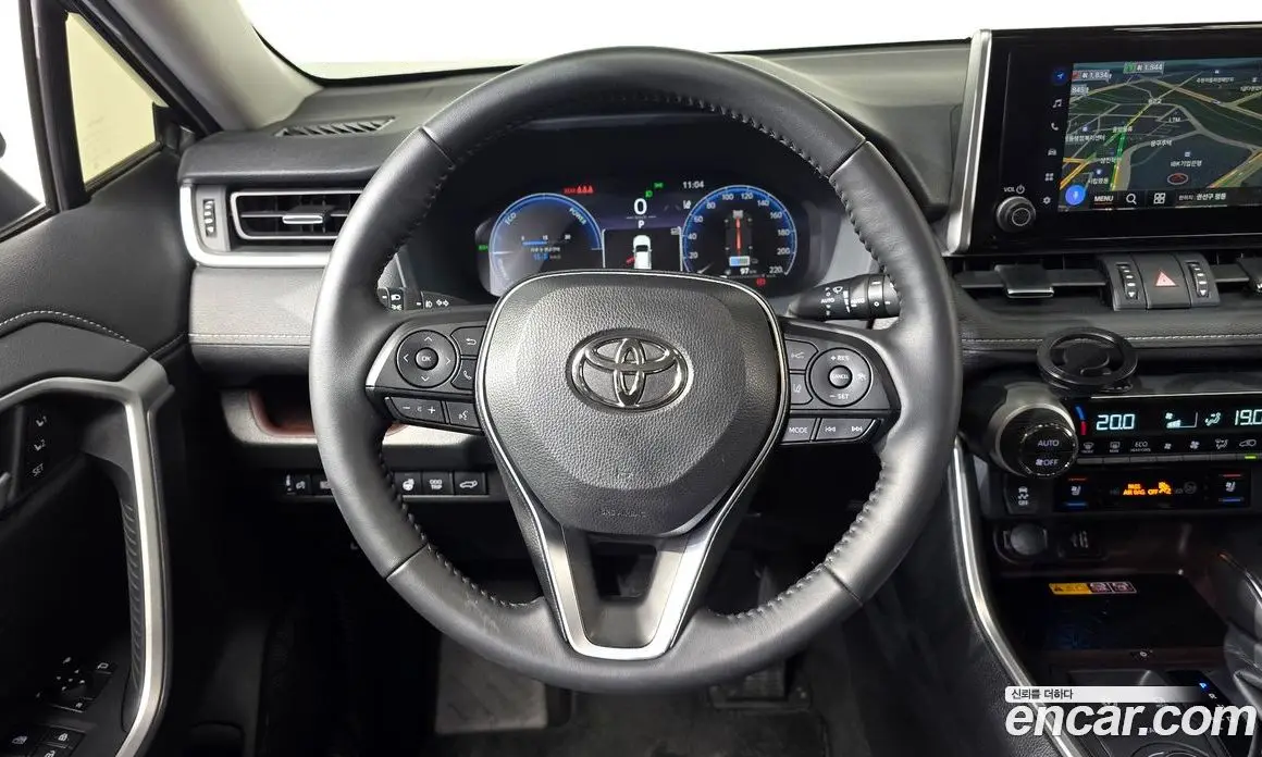 Toyota RAV4 2025 2.5 автомат (гидро), фото 19 Toyota RAV4 2025 2.5 автомат (гидро), фото 19