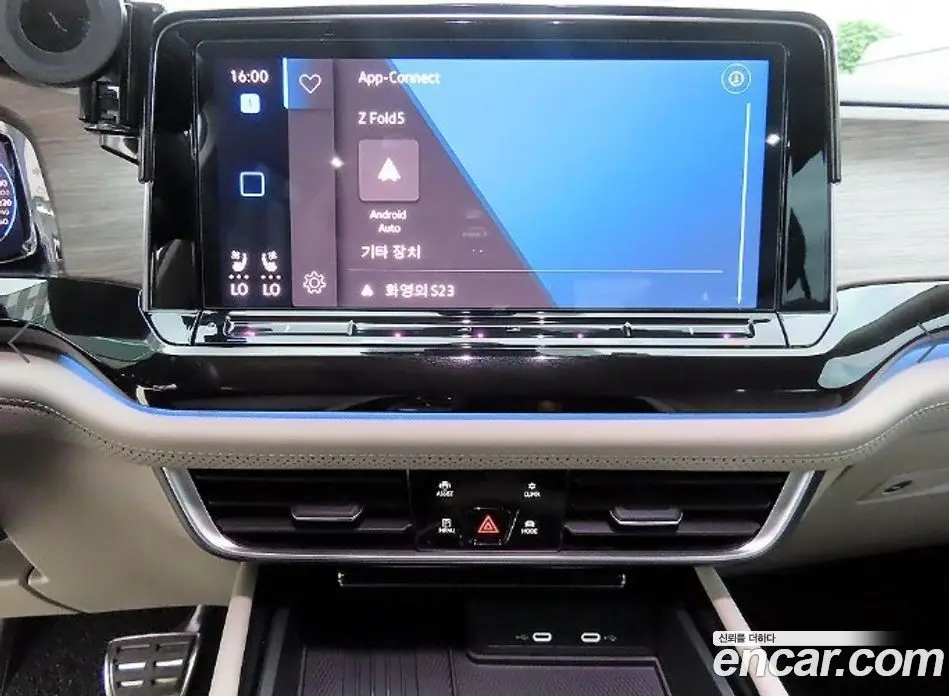 Volkswagen Atlas 2025 2.0 автомат (гидро), фото 13 Volkswagen Atlas 2025 2.0 автомат (гидро), фото 13