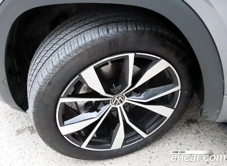 Volkswagen Atlas 2025 2.0 автомат (гидро), фото 20 Volkswagen Atlas 2025 2.0 автомат (гидро), фото 20