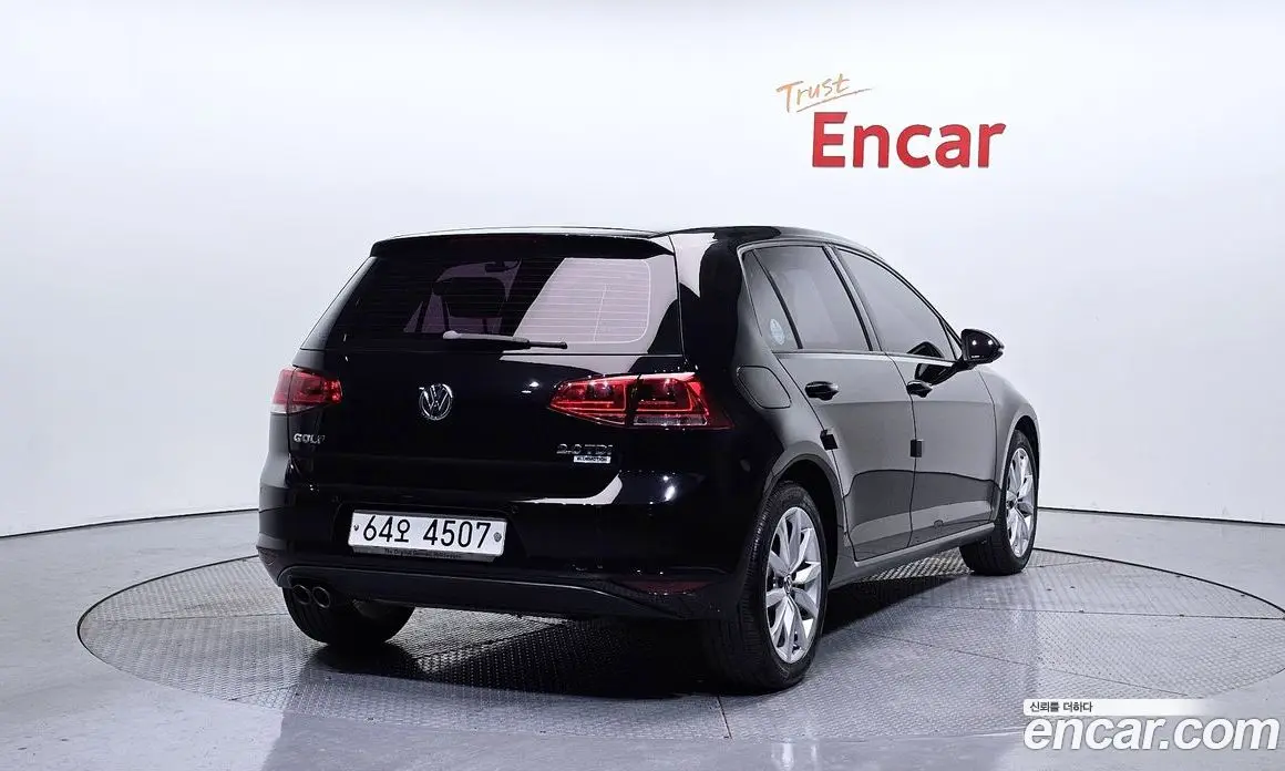 Volkswagen Golf 2015 2.0 автомат (гидро), фото 2 Volkswagen Golf 2015 2.0 автомат (гидро), фото 2