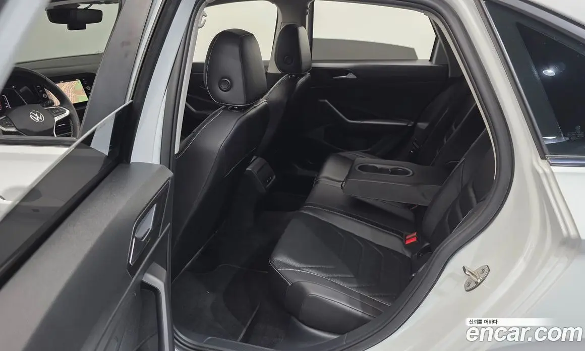 Volkswagen Jetta 2022 1.5 автомат (гидро), фото 17 Volkswagen Jetta 2022 1.5 автомат (гидро), фото 17