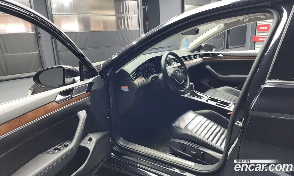 Volkswagen Passat 2018 2.0 автомат (гидро), фото 10 Volkswagen Passat 2018 2.0 автомат (гидро), фото 10