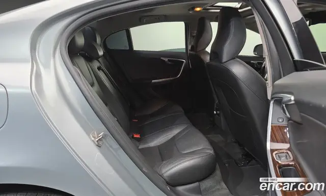 Volvo S60 2016 2.0 автомат (гидро), миниатюра 11 Volvo S60 2016 2.0 автомат (гидро), миниатюра 11