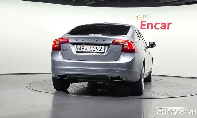 Volvo S60 2016 2.0 автомат (гидро), миниатюра 4 Volvo S60 2016 2.0 автомат (гидро), миниатюра 4