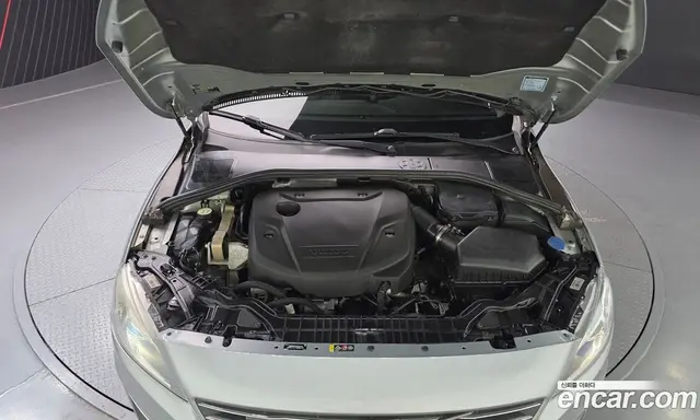 Volvo S60 2016 2.0 автомат (гидро), миниатюра 6 Volvo S60 2016 2.0 автомат (гидро), миниатюра 6