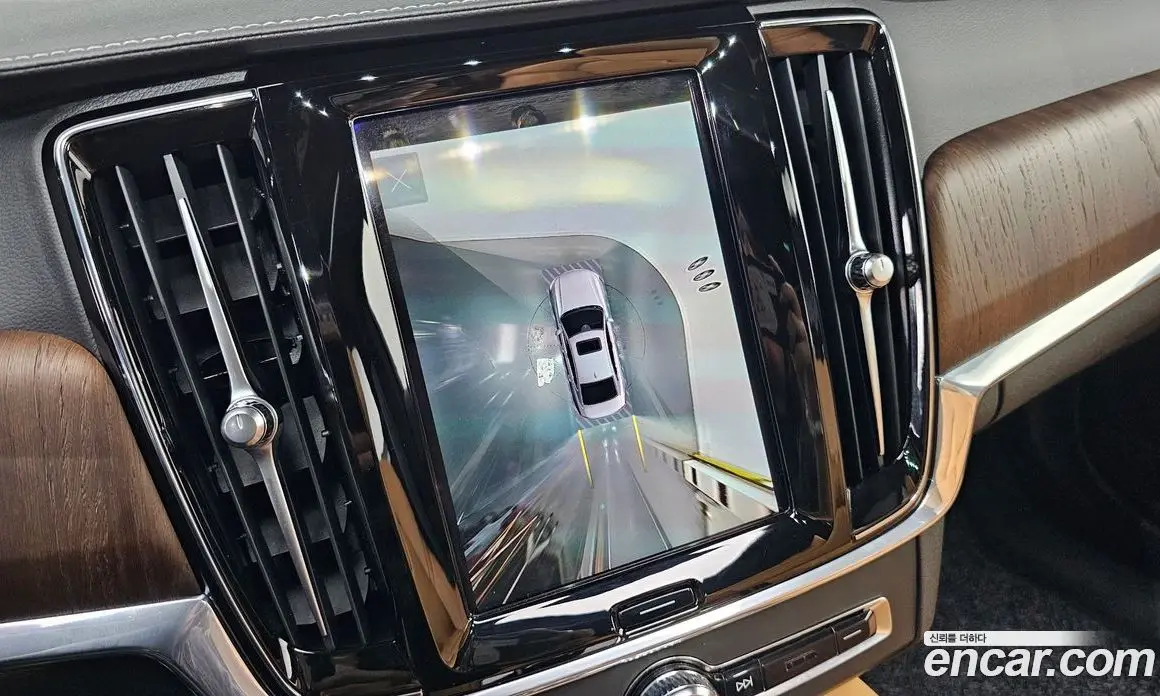 Volvo S90 2023 2.0 автомат (гидро), фото 20 Volvo S90 2023 2.0 автомат (гидро), фото 20