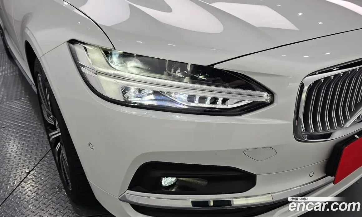 Volvo S90 2023 2.0 автомат (гидро), фото 8 Volvo S90 2023 2.0 автомат (гидро), фото 8