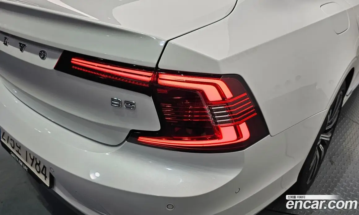 Volvo S90 2023 2.0 автомат (гидро), фото 9 Volvo S90 2023 2.0 автомат (гидро), фото 9