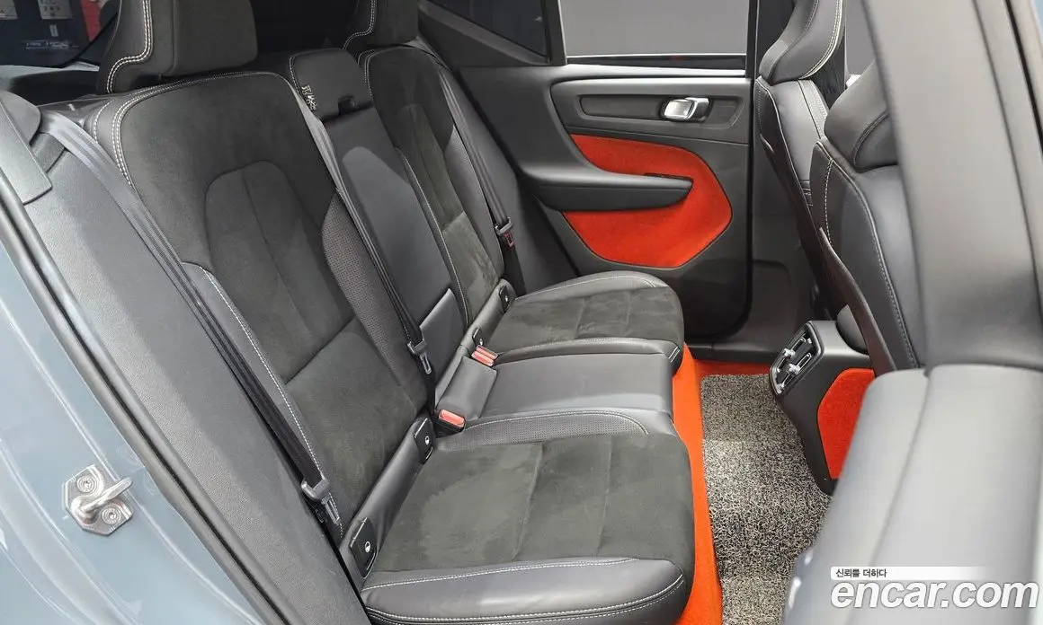Volvo XC40 2020 2.0 автомат (гидро), фото 17 Volvo XC40 2020 2.0 автомат (гидро), фото 17
