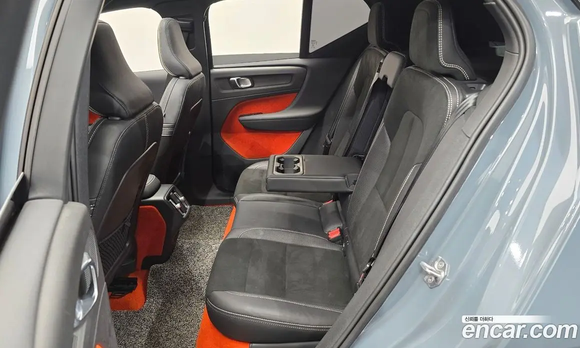 Volvo XC40 2020 2.0 автомат (гидро), фото 18 Volvo XC40 2020 2.0 автомат (гидро), фото 18