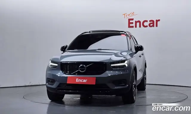 Volvo XC40 2020 2.0 автомат (гидро), миниатюра 3 Volvo XC40 2020 2.0 автомат (гидро), миниатюра 3