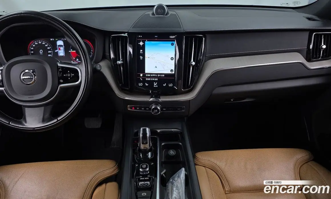 Volvo XC60 2018 2.0 автомат (гидро), фото 20 Volvo XC60 2018 2.0 автомат (гидро), фото 20