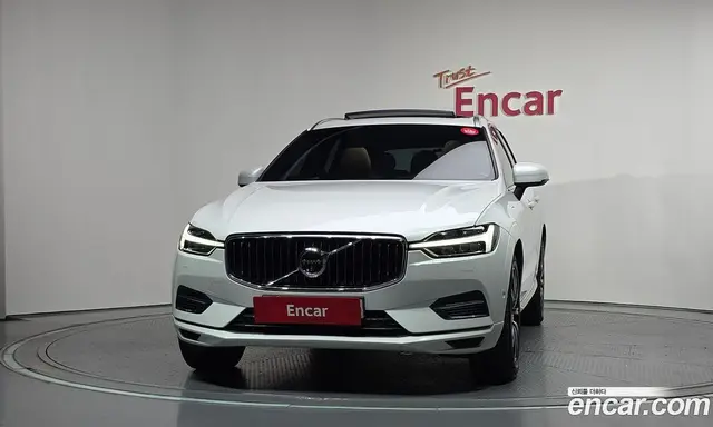 Volvo XC60 2018 2.0 автомат (гидро), миниатюра 3 Volvo XC60 2018 2.0 автомат (гидро), миниатюра 3