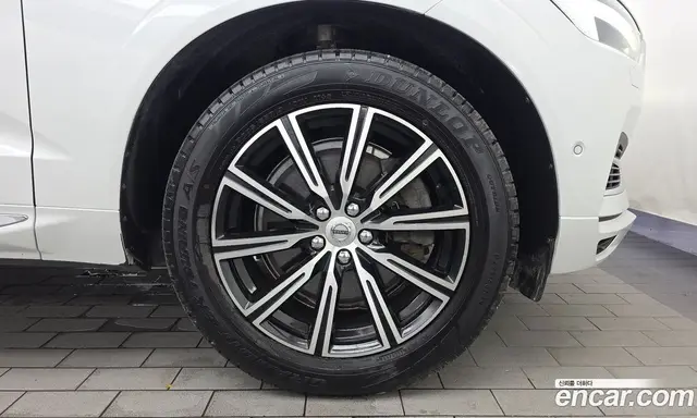 Volvo XC60 2018 2.0 автомат (гидро), миниатюра 7 Volvo XC60 2018 2.0 автомат (гидро), миниатюра 7