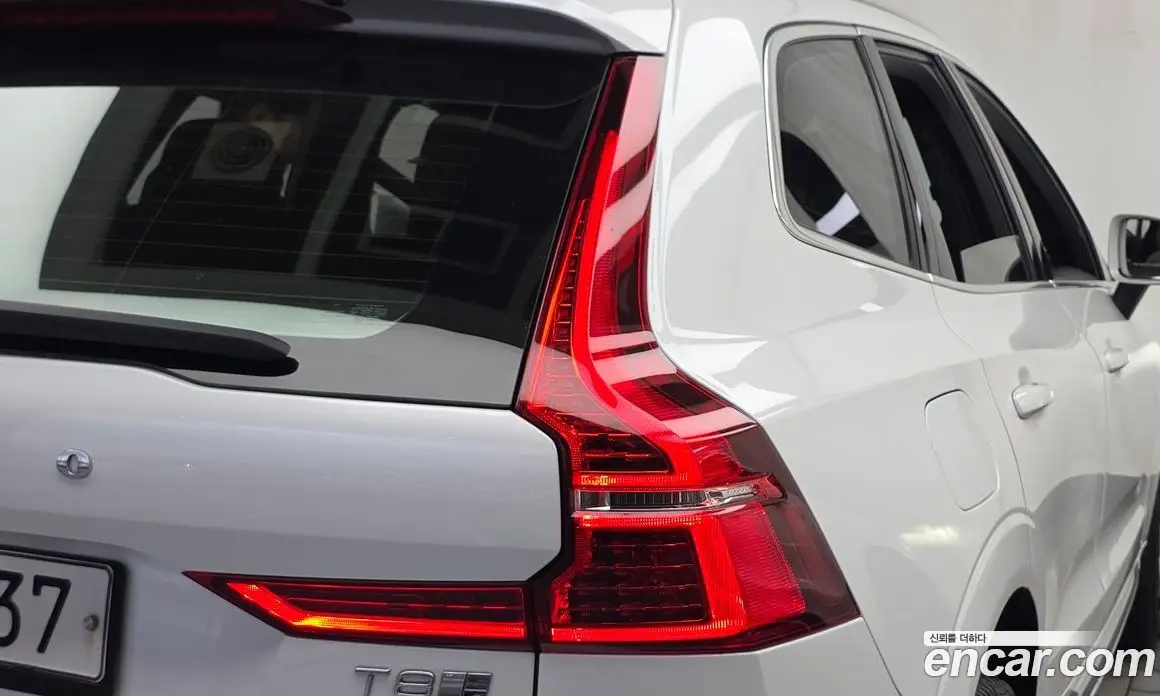 Volvo XC60 2018 2.0 автомат (гидро), фото 9 Volvo XC60 2018 2.0 автомат (гидро), фото 9