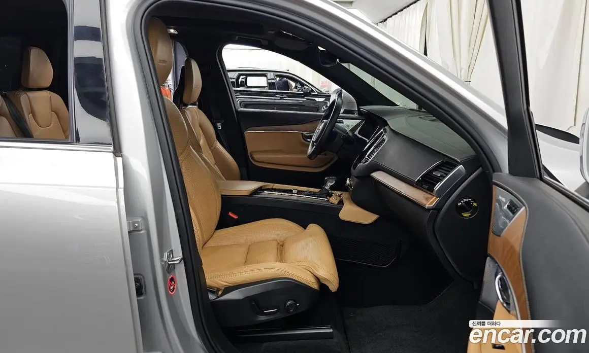 Volvo XC90 2020 2.0 автомат (гидро), фото 11 Volvo XC90 2020 2.0 автомат (гидро), фото 11
