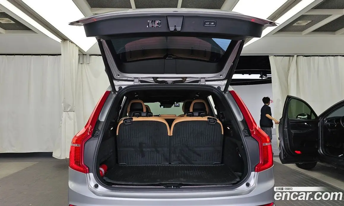 Volvo XC90 2020 2.0 автомат (гидро), фото 20 Volvo XC90 2020 2.0 автомат (гидро), фото 20