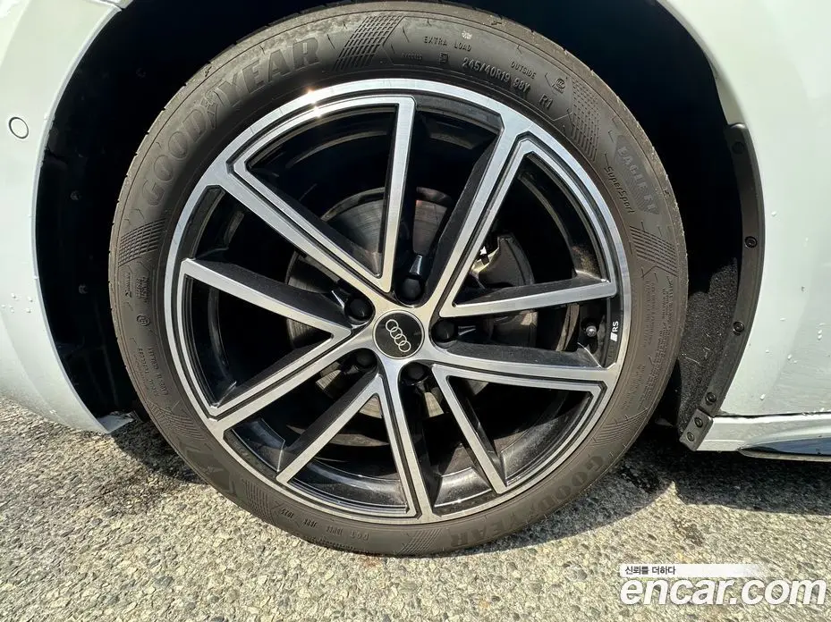 Audi A5 2025 2.0 автомат (гидро), фото 5 Audi A5 2025 2.0 автомат (гидро), фото 5
