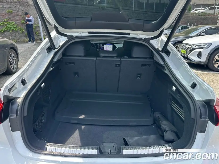 Audi A5 2025 2.0 автомат (гидро), фото 8 Audi A5 2025 2.0 автомат (гидро), фото 8