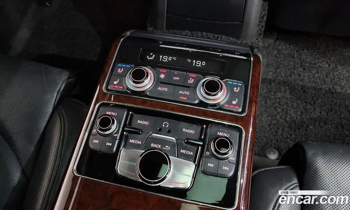 Audi A8 2012 3.0 автомат (гидро), фото 11 Audi A8 2012 3.0 автомат (гидро), фото 11