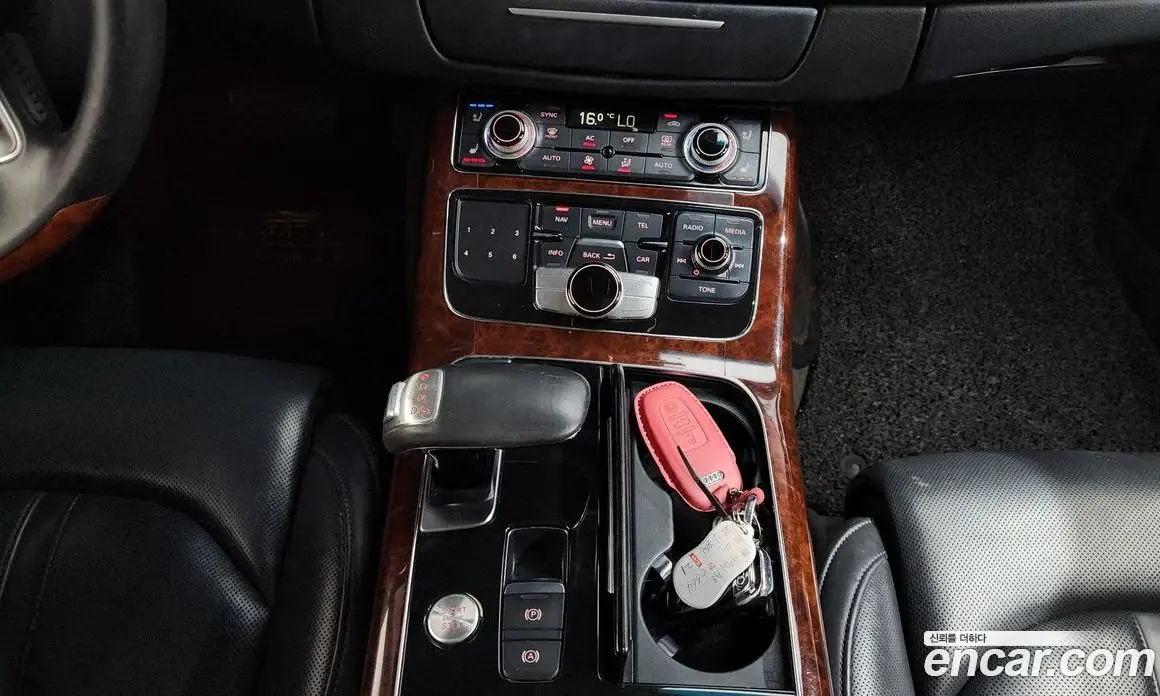 Audi A8 2012 3.0 автомат (гидро), фото 9 Audi A8 2012 3.0 автомат (гидро), фото 9