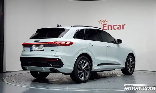 Audi Q5 2025 2.0 автомат (гидро), миниатюра 2