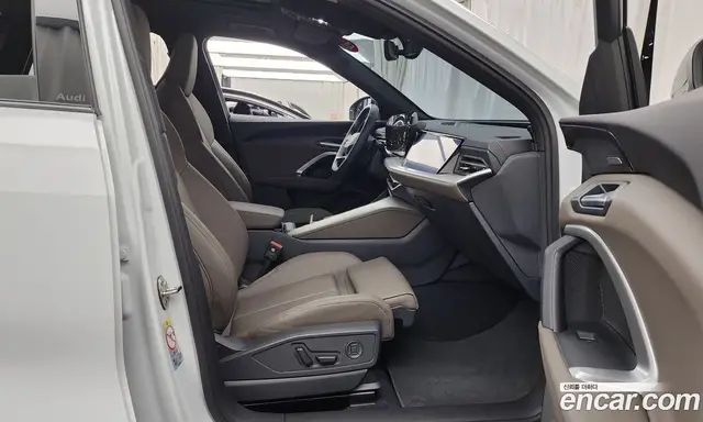 Audi Q5 2025 2.0 автомат (гидро), миниатюра 11