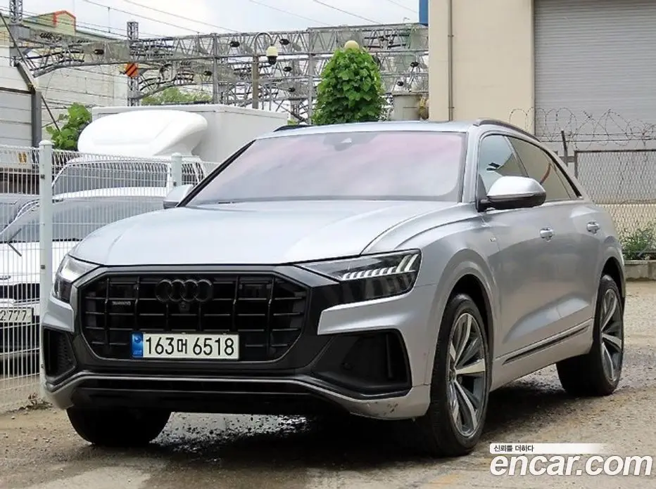 Audi Q8 2021 3.0 автомат (гидро), фото 2 Audi Q8 2021 3.0 автомат (гидро), фото 2