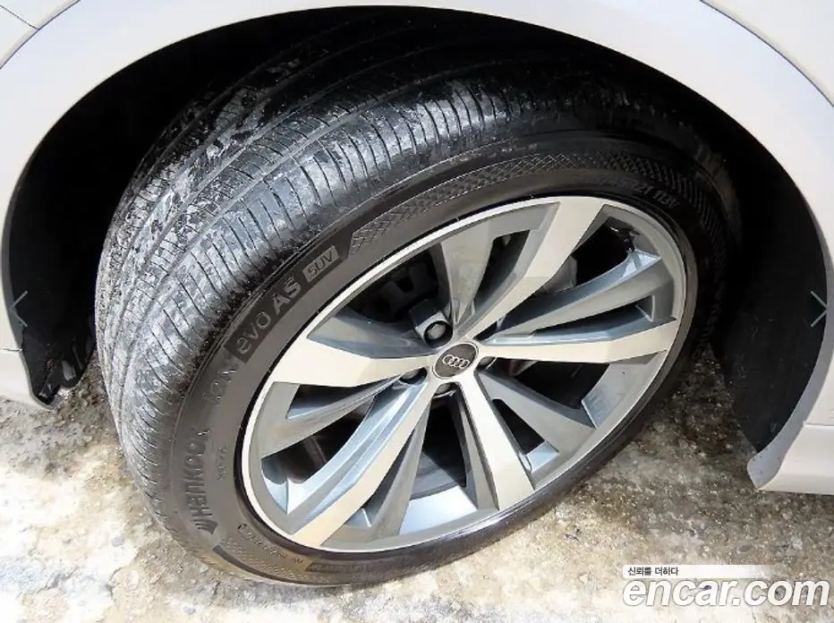 Audi Q8 2021 3.0 автомат (гидро), фото 20 Audi Q8 2021 3.0 автомат (гидро), фото 20