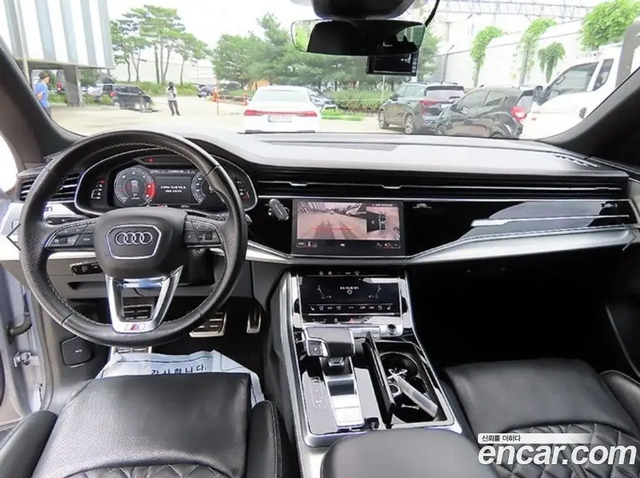 Audi Q8 2021 3.0 автомат (гидро), фото 7 Audi Q8 2021 3.0 автомат (гидро), фото 7