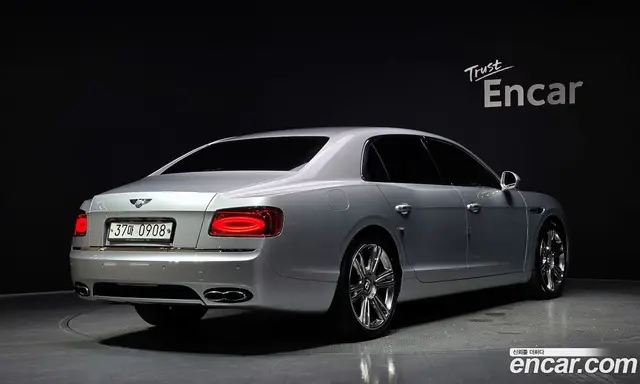 Bentley Flying Spur 2015 4.0 автомат (гидро), миниатюра 2 Bentley Flying Spur 2015 4.0 автомат (гидро), миниатюра 2