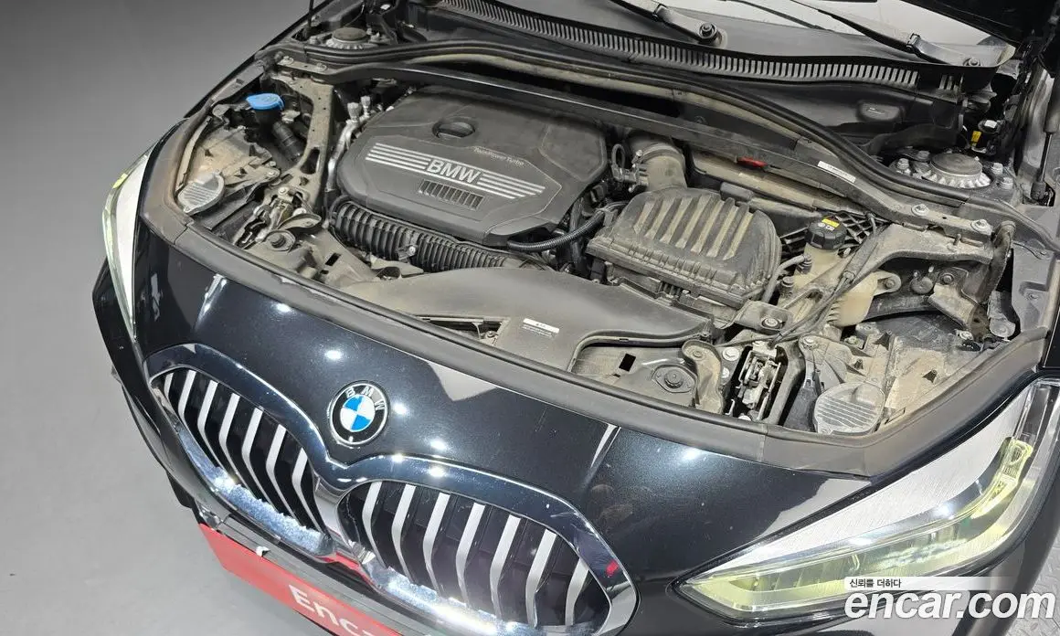 BMW 1 серия 2022 2.0 автомат (гидро), фото 6