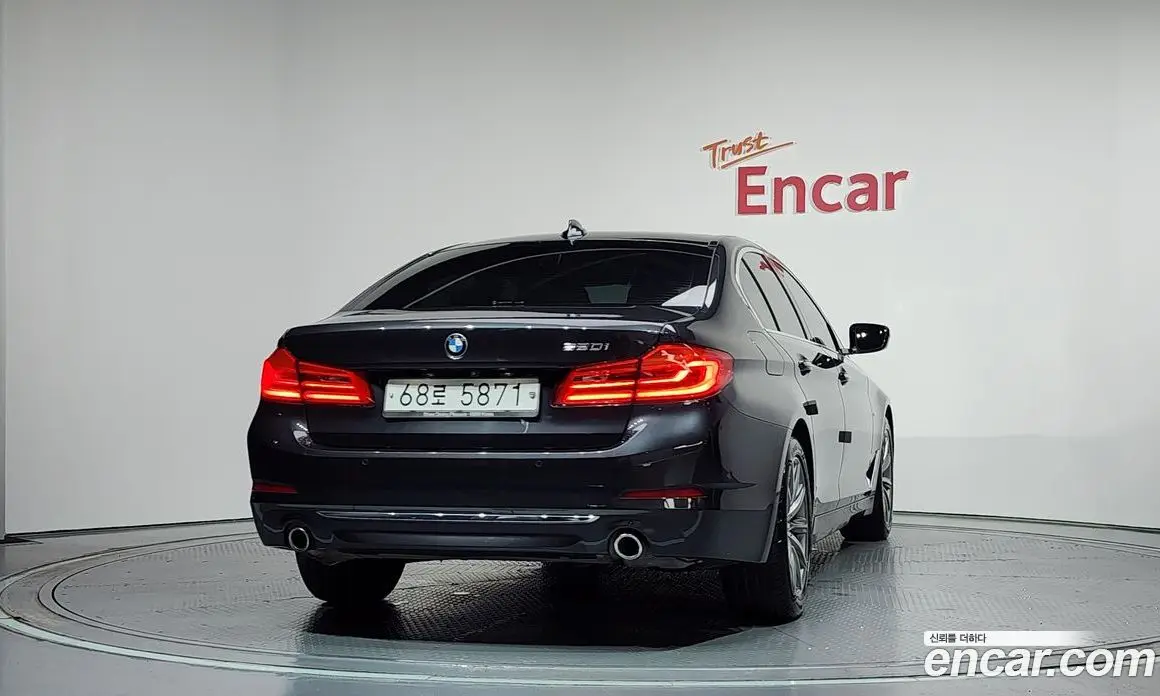 BMW 5 серия 2018 2.0 автомат (гидро), фото 4 BMW 5 серия 2018 2.0 автомат (гидро), фото 4