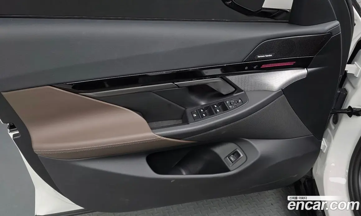 BMW 5 серия 2024 2.0 автомат (гидро), фото 13