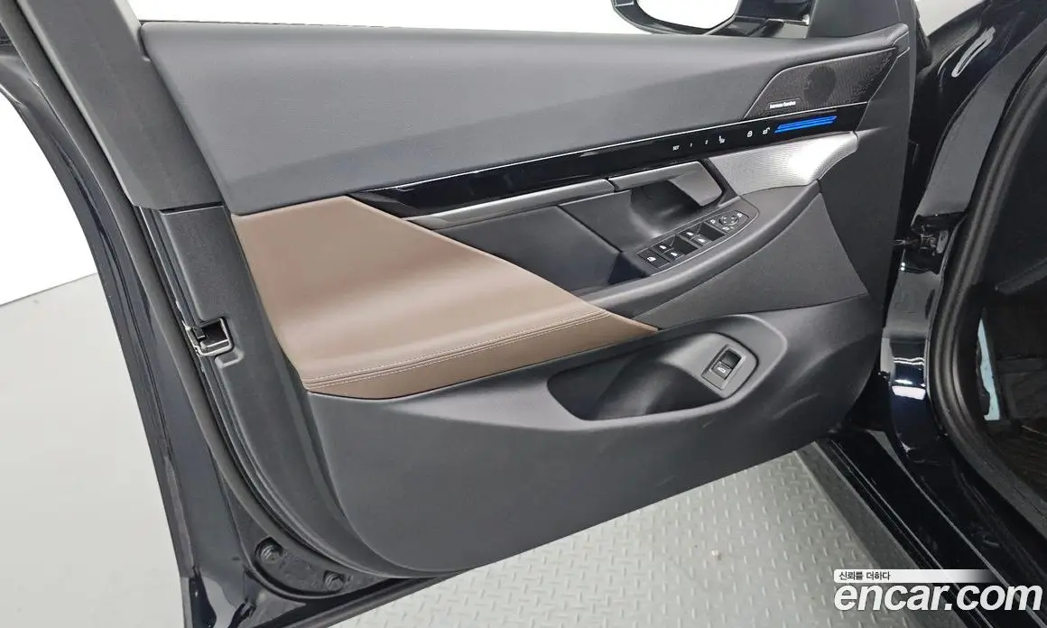 BMW 5 серия 2024 2.0 автомат (гидро), фото 14 BMW 5 серия 2024 2.0 автомат (гидро), фото 14