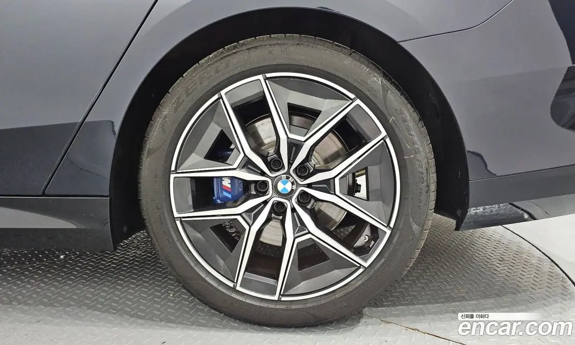BMW 5 серия 2024 2.0 автомат (гидро), фото 7 BMW 5 серия 2024 2.0 автомат (гидро), фото 7