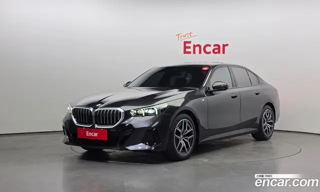 BMW 5 серия, 2025, 9 719 км