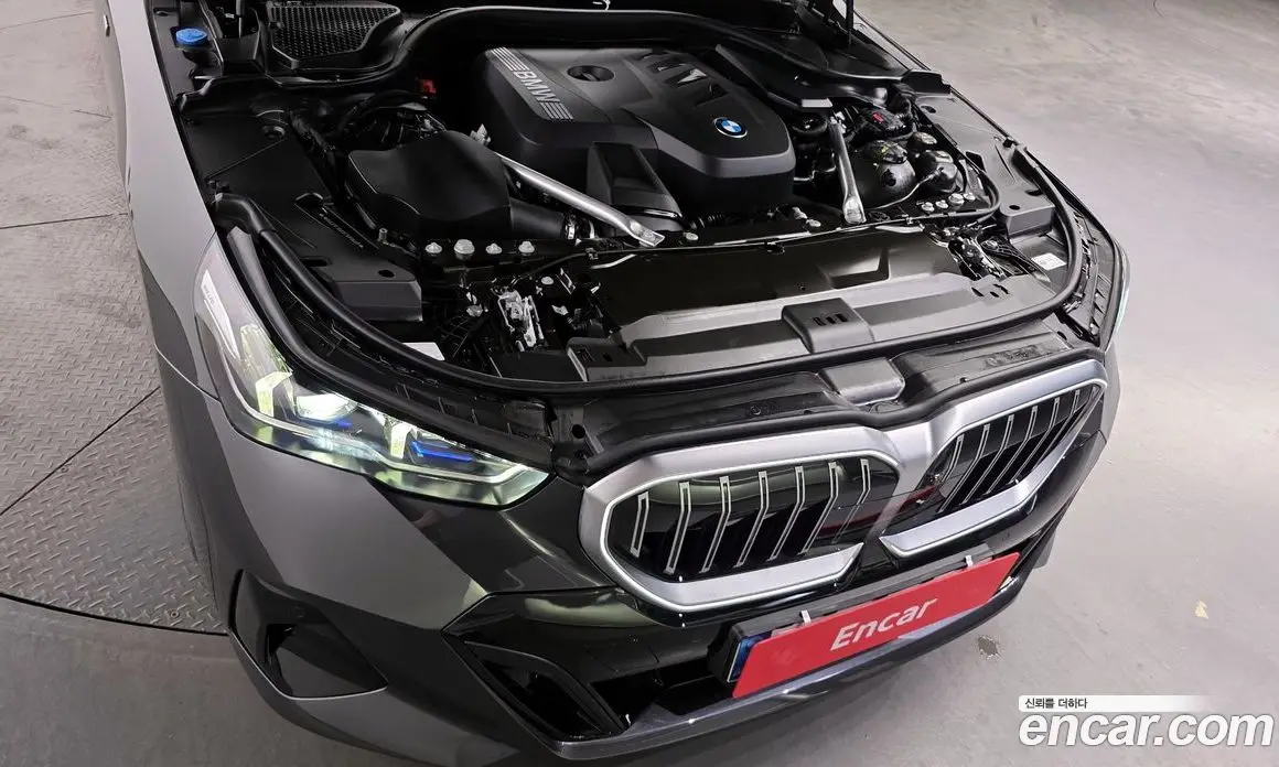 BMW 5 серия 2025 2.0 автомат (гидро), фото 6 BMW 5 серия 2025 2.0 автомат (гидро), фото 6