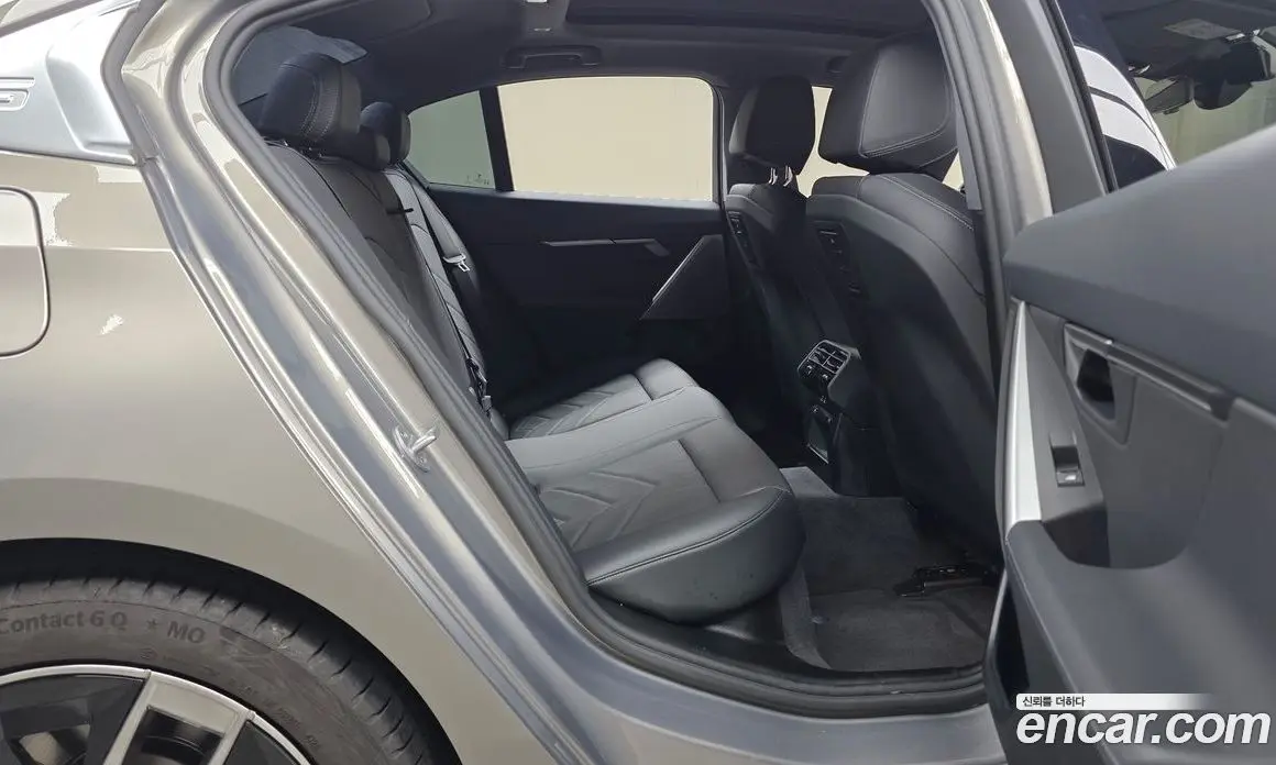 BMW 5 серия 2025 2.0 автомат (гидро), фото 16