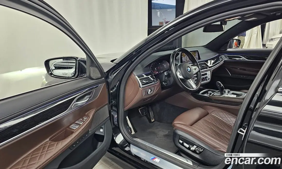 BMW 7 серия 2021 3.0 автомат (гидро), фото 13