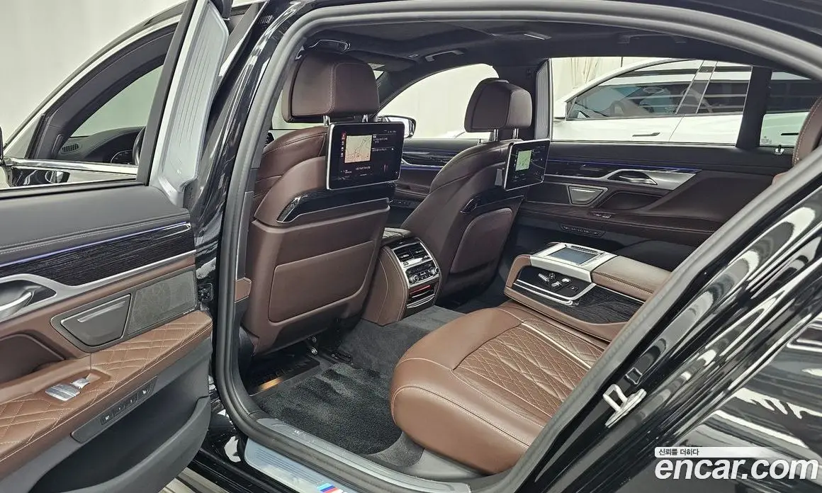 BMW 7 серия 2021 3.0 автомат (гидро), фото 16