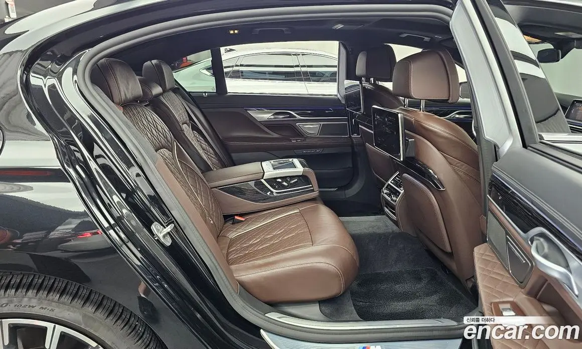 BMW 7 серия 2021 3.0 автомат (гидро), фото 18