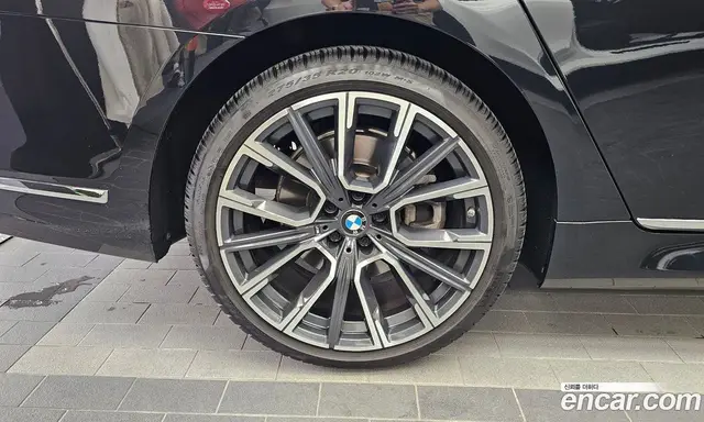BMW 7 серия 2021 3.0 автомат (гидро), миниатюра 7