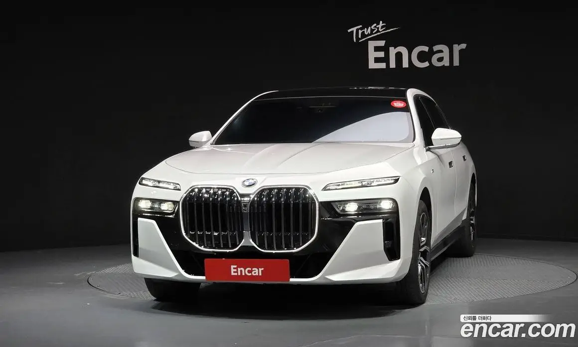 BMW 7 серия 2023 3.0 автомат (гидро), фото 3 BMW 7 серия 2023 3.0 автомат (гидро), фото 3