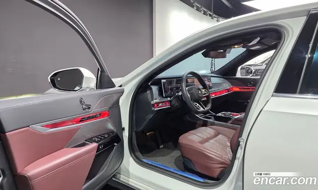 BMW 7 серия 2023 3.0 автомат (гидро), миниатюра 10 BMW 7 серия 2023 3.0 автомат (гидро), миниатюра 10