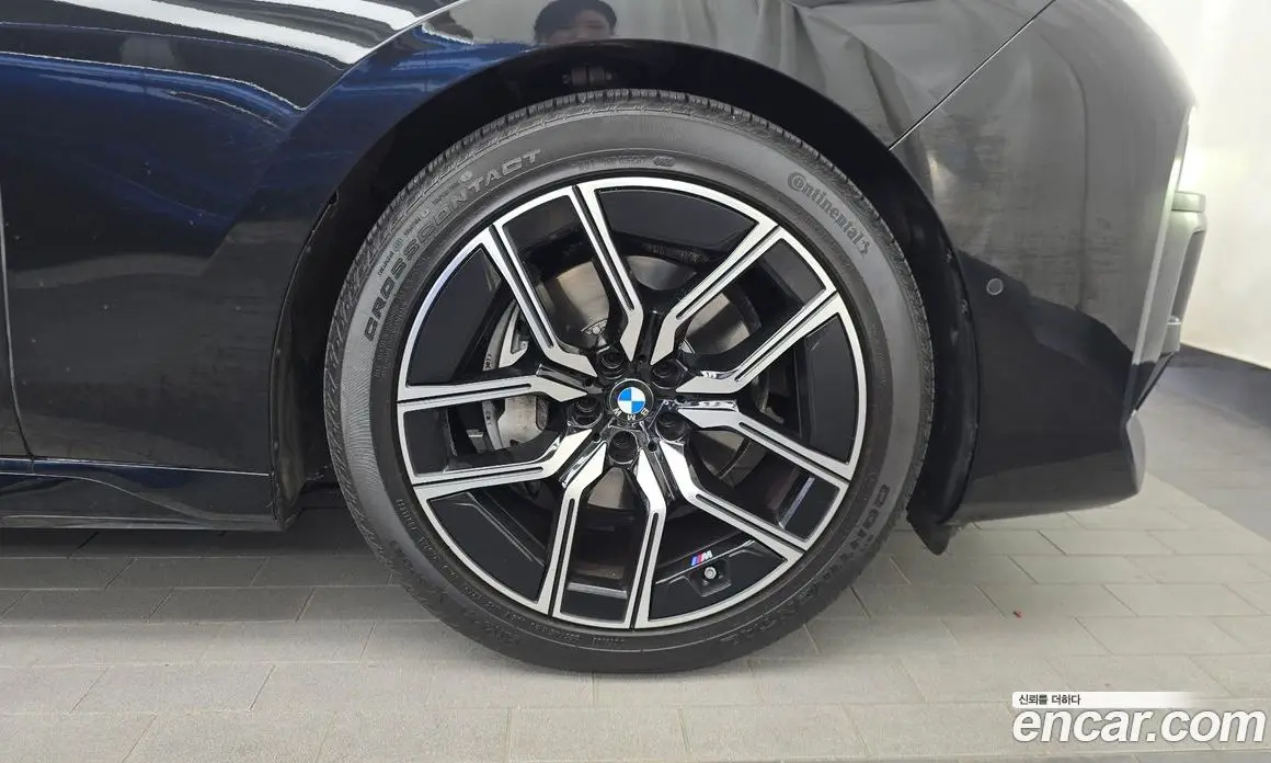 BMW 7 серия 2024 3.0 автомат (гидро), фото 7