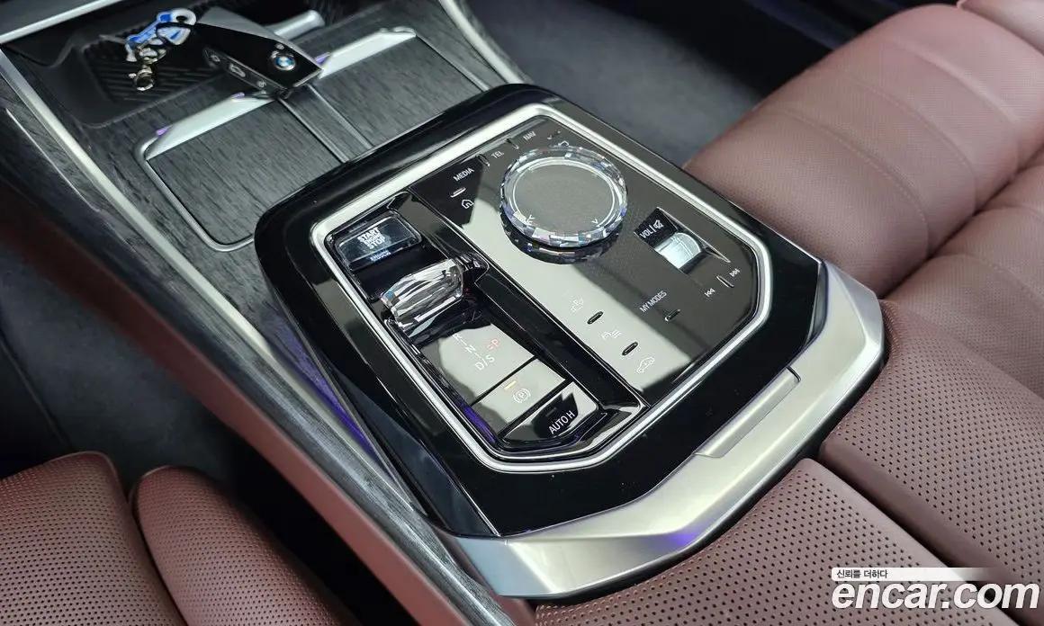 BMW 7 серия 2024 3.0 автомат (гидро), фото 12 BMW 7 серия 2024 3.0 автомат (гидро), фото 12