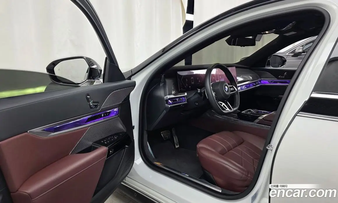 BMW 7 серия 2024 3.0 автомат (гидро), фото 13 BMW 7 серия 2024 3.0 автомат (гидро), фото 13